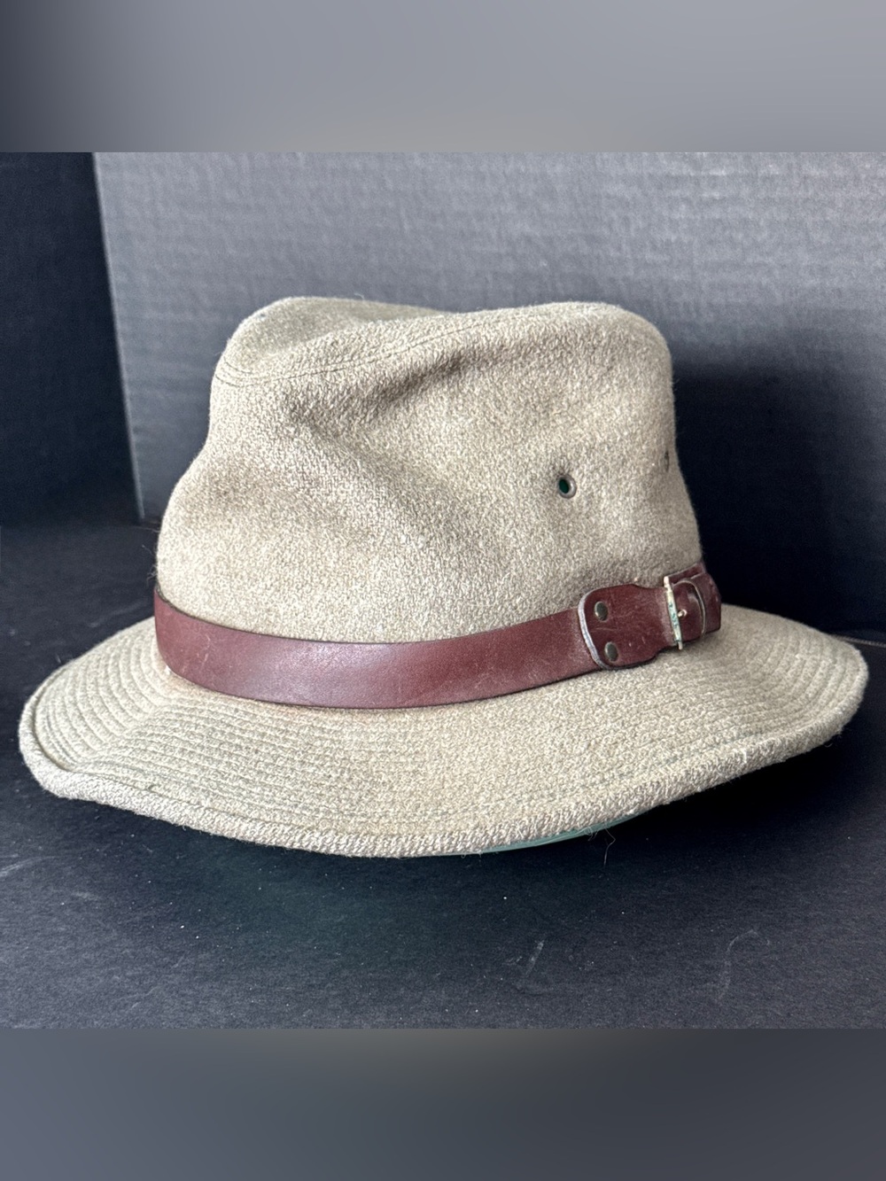 VTG Stetson Fedora Hat Made in USA Medium 7–7⅛ Wool Felt Leather Band Buckle